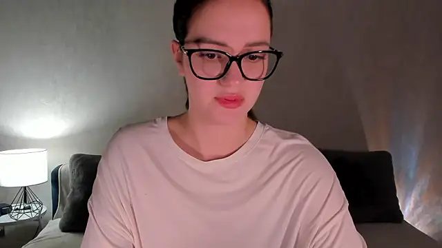 Snapshot of Sonia_moon_ chatting on January 27, 1:26 am Sonia moon online show from January 27, 1:26 am