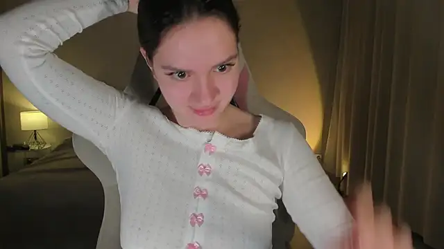 Snapshot of Sonia_moon_ chatting on January 9, 1:29 am Sonia moon online show from January 9, 1:29 am