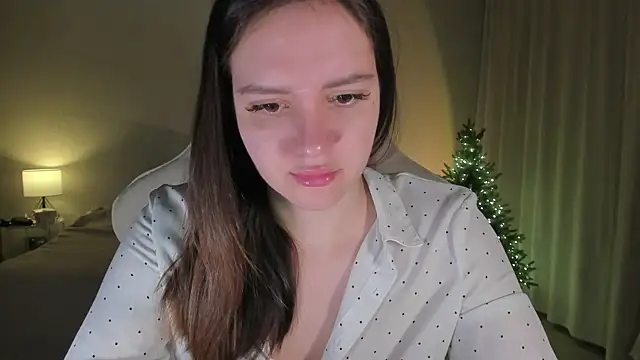 Snapshot of Sonia_moon_ chatting on January 8, 1:32 am Sonia moon online show from January 8, 1:32 am