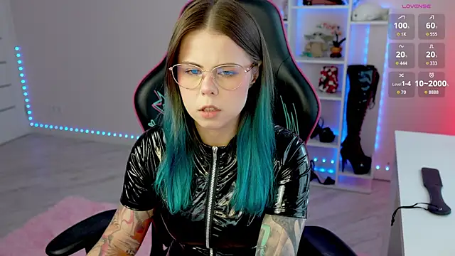 Latex Kitty online show from May 24, 3:23 pm