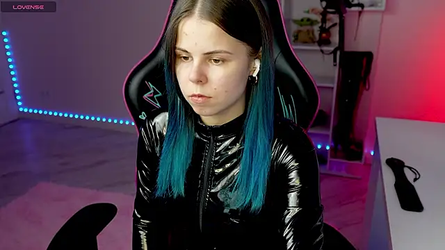 Latex Kitty online show from February 6, 2:57 pm