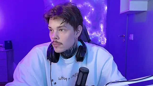 DENIS HERE online show from January 23, 2:12 am