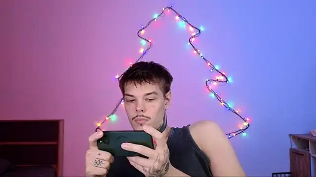 DENIS HERE online show from November 30, 12:11 am