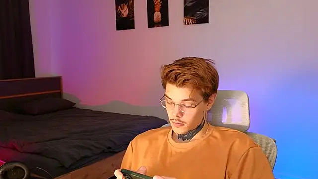 DENIS HERE online show from January 13, 12:20 pm