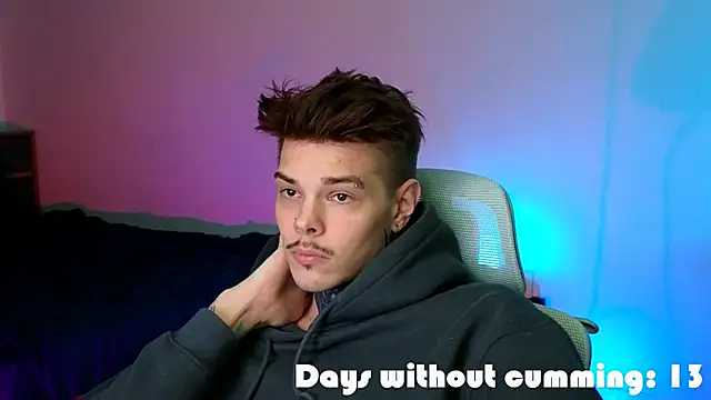 DENIS HERE online show from February 9, 8:29 pm