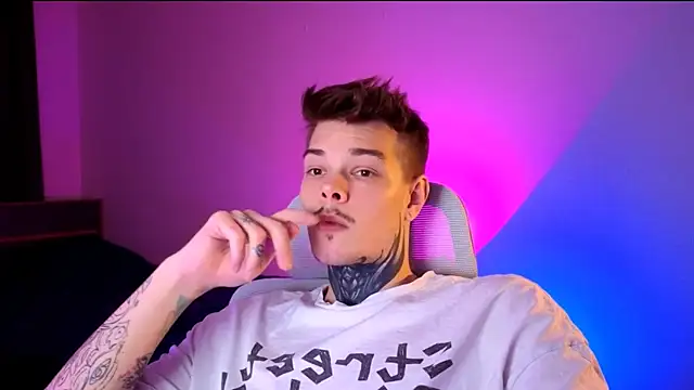 DENIS HERE online show from February 12, 3:56 pm