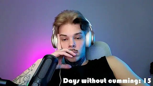 DENIS HERE online show from April 18, 7:54 am