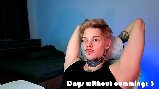 DENIS HERE online show from April 21, 8:59 pm