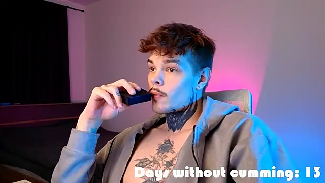 DENIS HERE online show from March 10, 5:50 pm