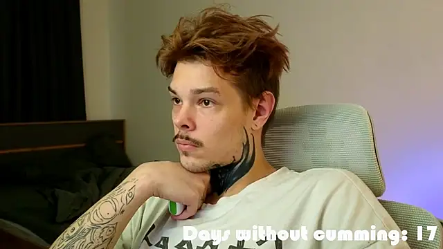 DENIS HERE online show from April 5, 3:51 pm