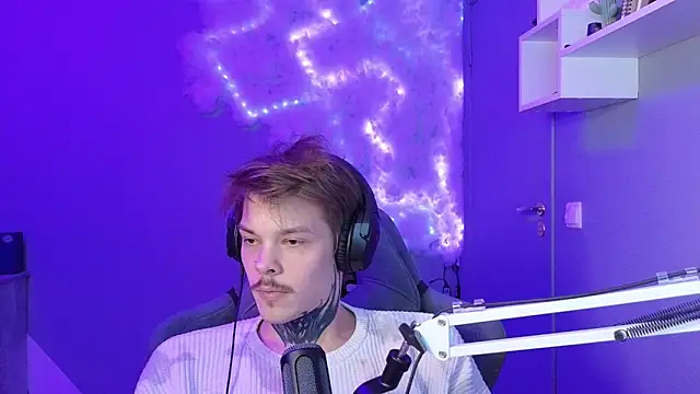 DENIS HERE online show from January 26, 6:58 pm