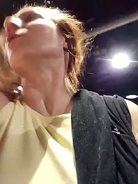 Exhibitionsplit online show from March 18, 10:54 pm