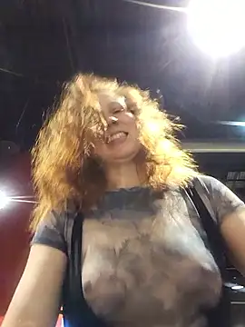 Exhibitionsplit online show from March 7, 10:48 pm