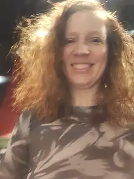 Exhibitionsplit online show from March 14, 10:49 pm