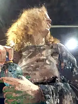 Exhibitionsplit online show from March 6, 11:11 pm