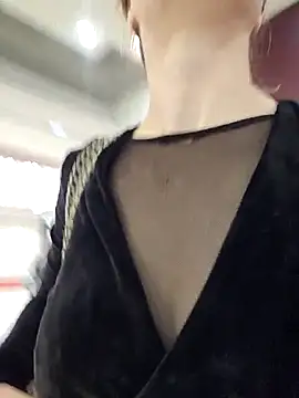 Exhibitionsplit online show from January 15, 11:02 am