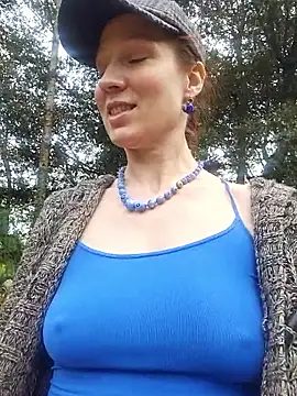 Exhibitionsplit online show from February 27, 4:07 pm