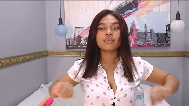 Naomi Tylers online show from January 24, 9:58 pm