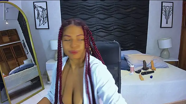 Naomi Tylers online show from October 22, 1:05 am