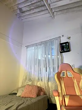 violet-333 online show from October 3, 9:38 pm