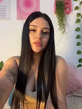 violet-333 online show from March 8, 9:34 am