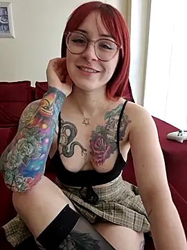 Snapshot of Ahrya_ chatting on September 14, 12:38 pm Ahrya online show from September 14, 12:38 pm