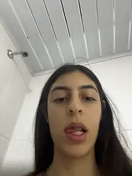 cristel 17 online show from March 21, 4:33 pm