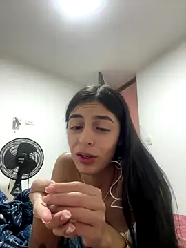 cristel 17 online show from October 27, 7:59 pm