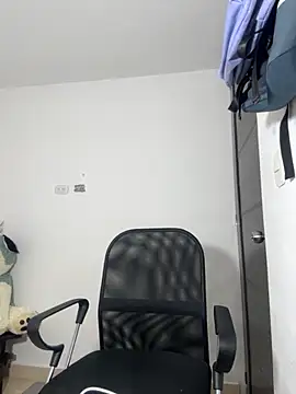 cristel 17 online show from November 9, 9:19 pm