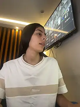 cristel 17 online show from May 10, 11:36 am