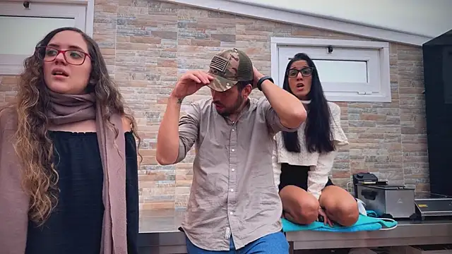 Snapshot of barfantasy chatting on November 14, 9:35 am barfantasy online show from November 14, 9:35 am