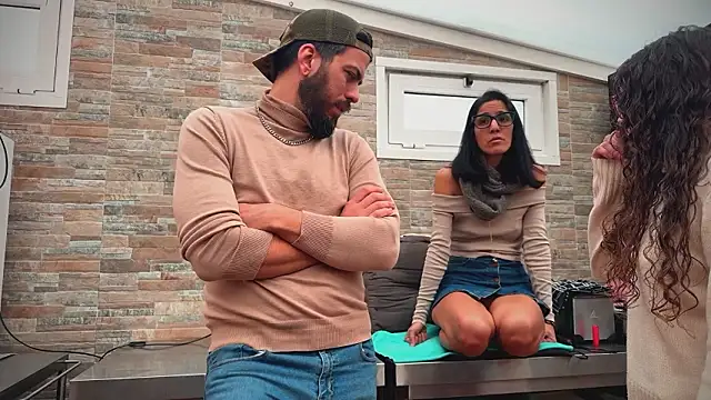 Snapshot of barfantasy chatting on February 3, 9:47 am barfantasy online show from February 3, 9:47 am