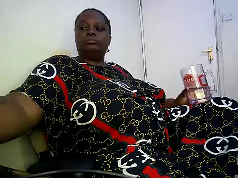 Sweetthick001 online show from April 3, 10:11 am