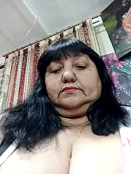 Snapshot of Nezsbudka chatting on May 10, 3:03 pm Nezsbudka online show from May 10, 3:03 pm