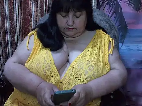 Snapshot of Nezsbudka chatting on May 10, 2:59 am Nezsbudka online show from May 10, 2:59 am