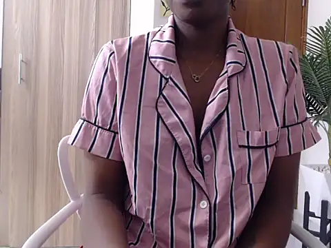 black   ghodess online show from June 20, 11:37 am