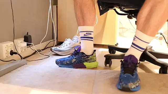 SneakerMaster  online show from July 29, 6:12 am