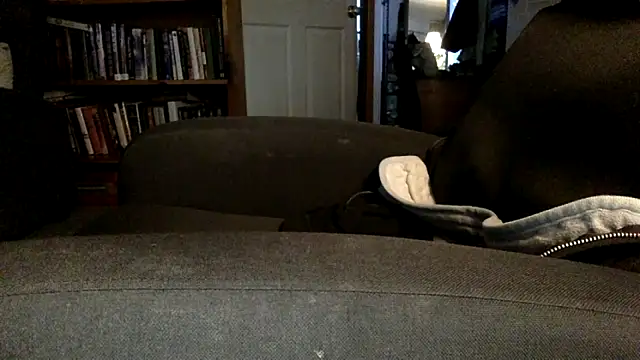 Thorandkitty online show from December 18, 1:37 pm