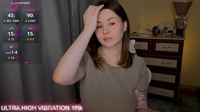 cutie mili online show from March 15, 11:39 am
