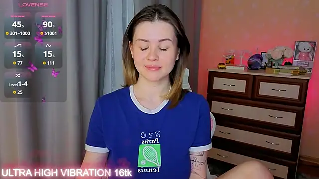 cutie mili online show from November 21, 10:14 am