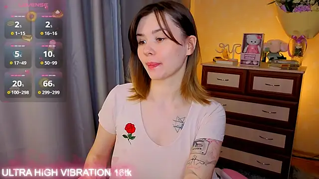 cutie mili online show from October 24, 8:24 am