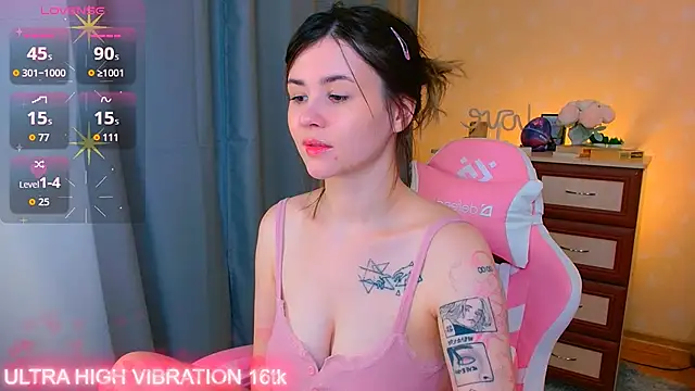 cutie mili online show from September 24, 7:04 am