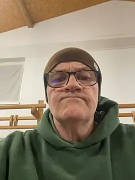 Snapshot of Big_Ugly chatting on March 21, 6:18 pm Big Ugly online show from March 21, 6:18 pm