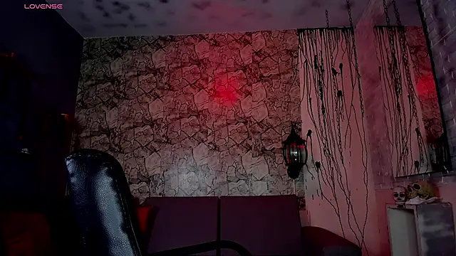 irregular fetish  online show from February 20, 8:03 pm