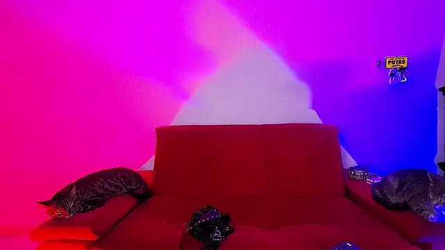 irregular fetish  online show from November 28, 11:05 pm