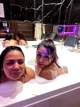 LISA BULLOCK  online show from November 28, 8:58 am