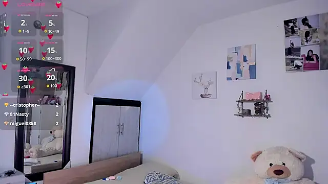 VeronikaOlsen online show from September 11, 1:22 pm