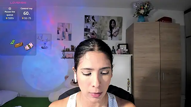 VeronikaOlsen online show from October 8, 7:58 pm