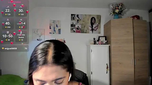 VeronikaOlsen online show from October 1, 1:26 pm