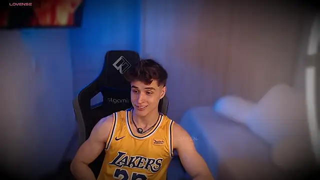 thomklein online show from December 19, 7:49 pm